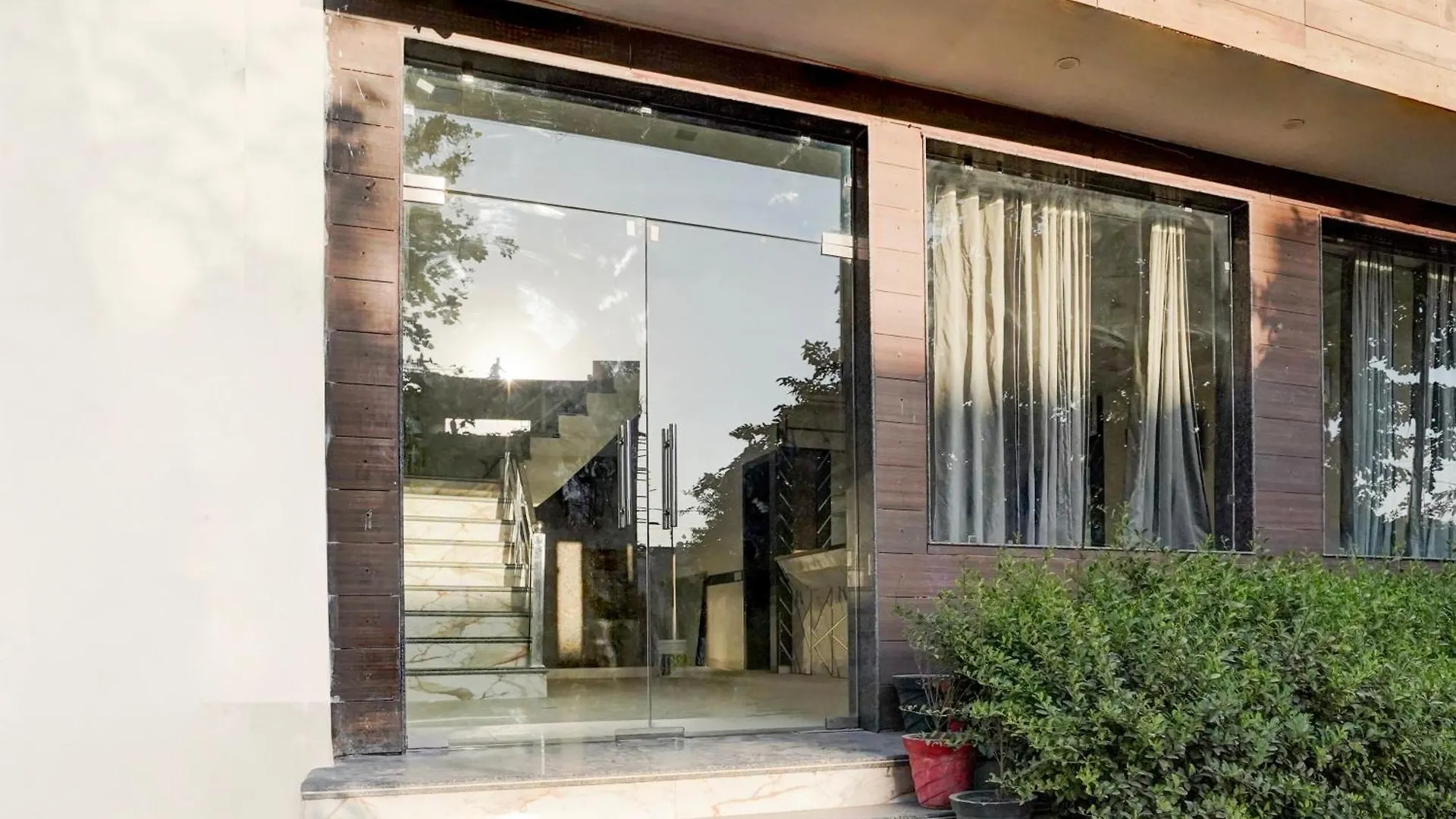 ** Hotel Collection O Taj Nagri Agra Formerly Urban Inn Tajganj India