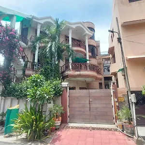 N Agra Homestay