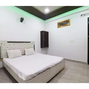 Pop The Taj King Residency, Agra Hotel